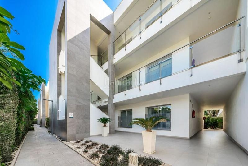 Foto e026c253-4383-4e1e-8f70-8caeda00931a. Planta baixa amb aparcament piscina a Bel - Air Estepona