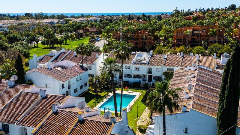 Foto 3e2e0f08-da38-444e-bf95-dc7c78e12a70. Casa adosada lujo en Aloha Marbella