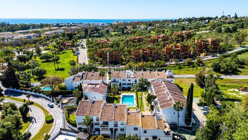 Foto ced58364-422f-4ca0-990e-dc8151a4c8db. Casa adosada lujo en Aloha Marbella
