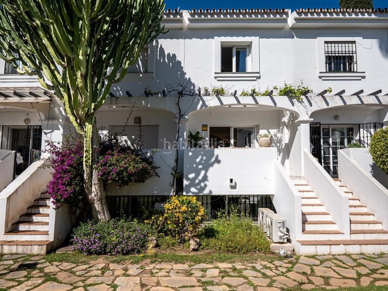 Foto f098a953-d752-45b1-998f-7a1e58db8bfa. Casa adosada lujo en Aloha Marbella