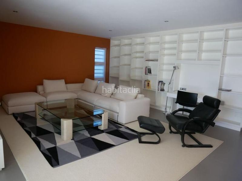 Foto 262e8435-5695-4cf5-94ae-c86ff4a5ca3f. Lloguer casa amb calefacció aparcament piscina a Marbella