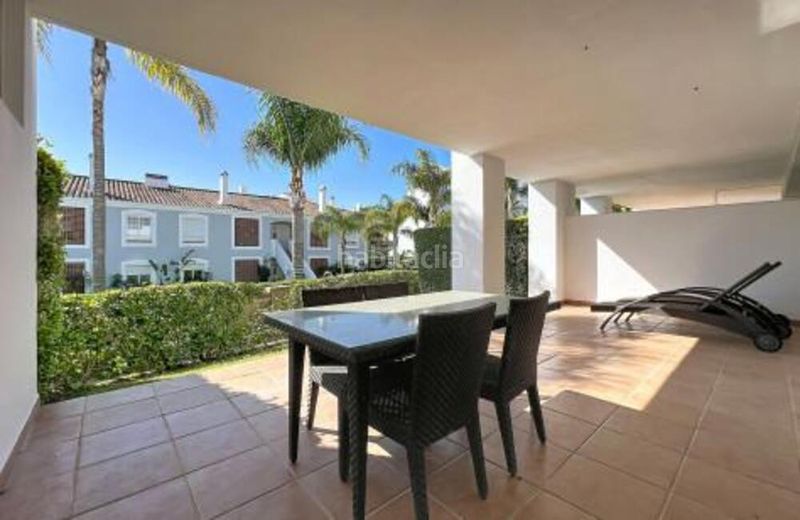 Foto 9de70487-98f7-43bd-be83-a9a026841ec0. Planta baixa amb aparcament piscina a Paraiso - Barronal Estepona
