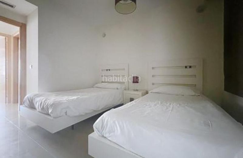 Foto af3f302a-b75c-4a79-b075-9b6876434fc3. Planta baixa amb aparcament piscina a Paraiso - Barronal Estepona