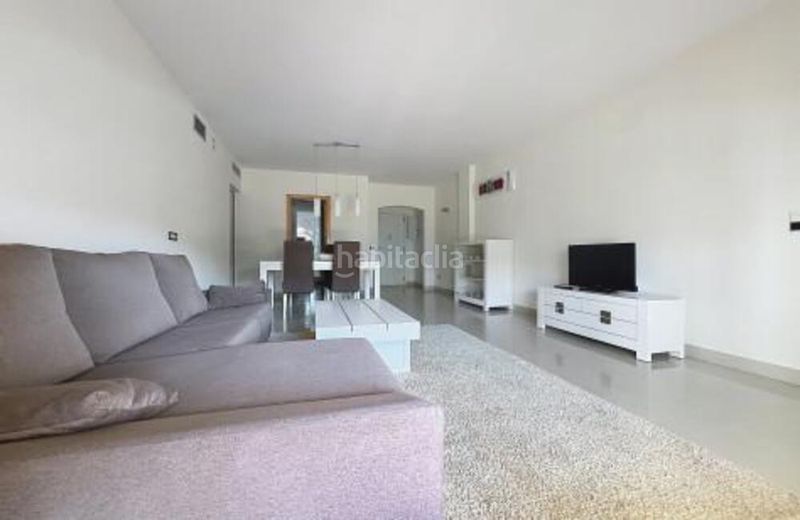 Foto dd60f5cd-0316-44a3-97c6-198fa9e58ef2. Planta baixa amb aparcament piscina a Paraiso - Barronal Estepona