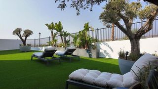 Lloguer Planta baixa a El Paraíso. Elegante apartamento de 3 dormitorios en pueblo paraíso  disponi