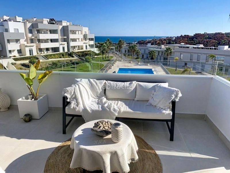 Foto 4164db92-e899-4127-8664-9a14f7f7afe2. Àtic amb aparcament piscina a Buenas Noches Estepona