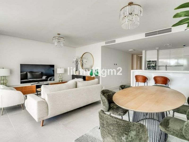 Foto 4030bd4c-d19d-481b-9670-210d507b1dec. Planta baixa a Cabopino - Artola Marbella