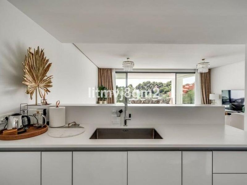 Foto cdabf4ef-e99f-4b24-9024-312e37eeec5a. Planta baixa a Cabopino - Artola Marbella