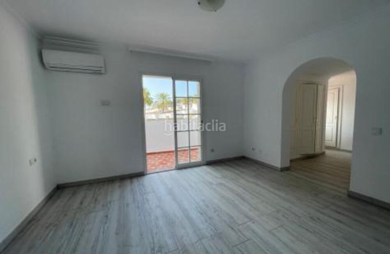 Foto 831f8f34-cd7f-493c-be76-90e9c0ca080a. Location maison avec parking piscine dans Puente Romano Marbella