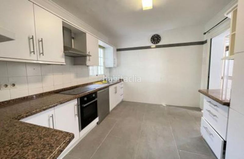 Foto c7ea483b-01d6-49e0-9a9b-6e2256e34949. Location maison avec parking piscine dans Puente Romano Marbella