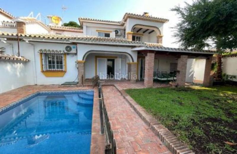 Foto cad2a985-66b7-4ece-8061-0775e987b44e. Location maison avec parking piscine dans Puente Romano Marbella
