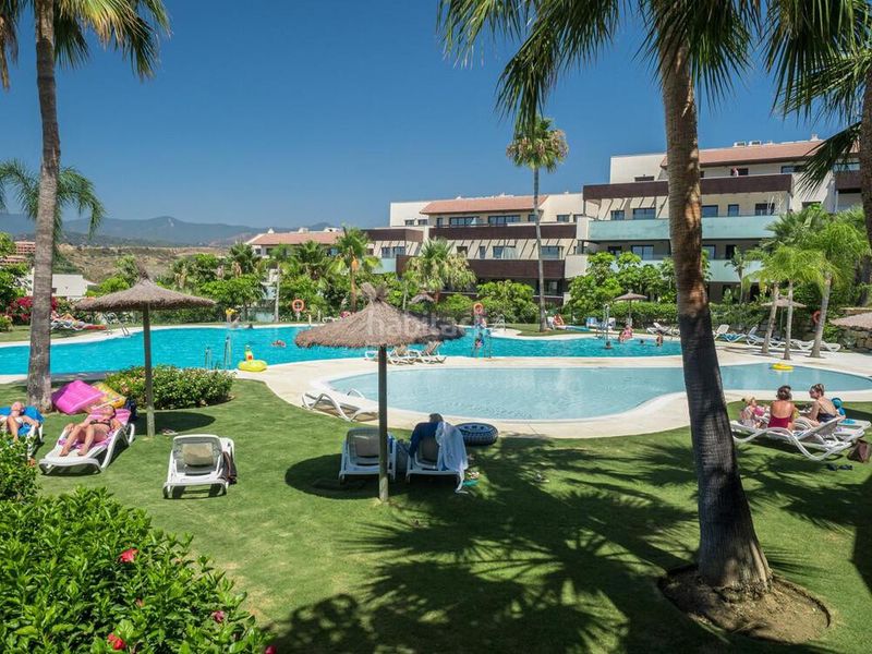 Foto d4020d40-9128-4622-9272-a05f79aa13e8. Planta baixa amb piscina a Los Flamingos Benahavís