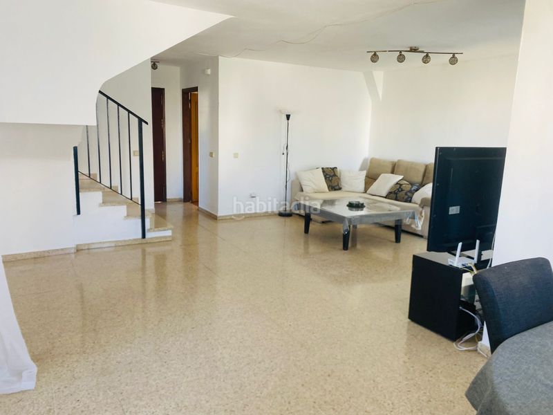 Foto f549cb28-a365-41b4-b8b9-20dd53817d6a. Maison jumelée dans garcia lorca 0 dans Nueva Atalaya Estepona
