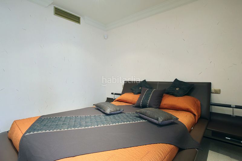 Foto 09140a83-fa32-4d37-ba80-789c6e34e736. Lloguer planta baixa amb aparcament piscina a Puerto Banús Marbella