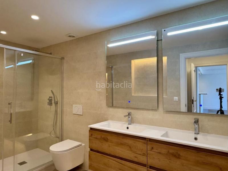Foto 617db3d6-610a-4c9c-9f9e-ee0bba3d8947. Apartament amb aparcament piscina a Nueva Atalaya Estepona