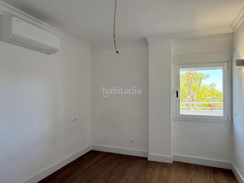 Foto ca27c176-cf6a-4534-85a3-996327903f04. Apartament amb aparcament piscina a Nueva Atalaya Estepona