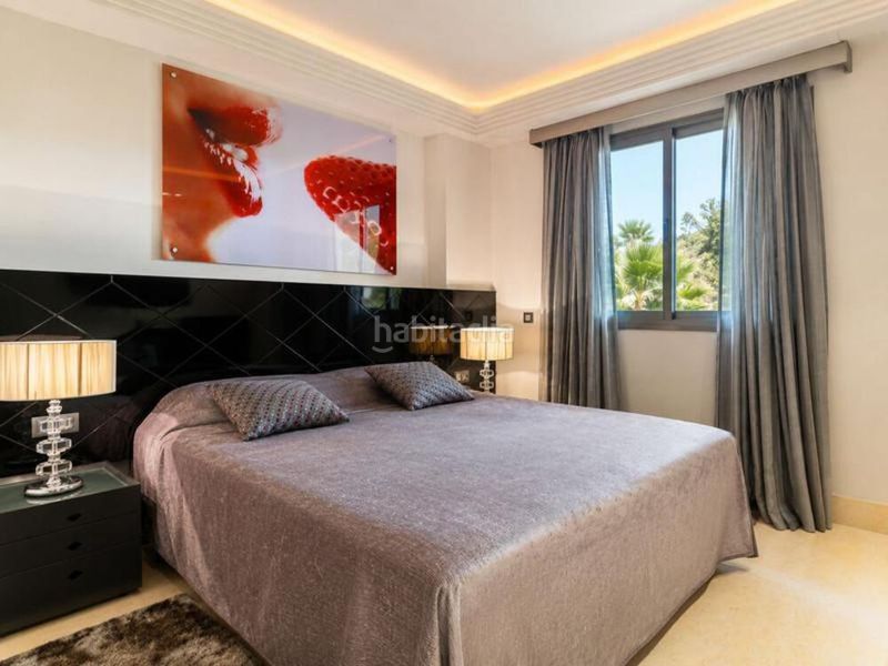 Foto 9a648b83-a0be-47a0-9715-9d30fb688b2d. Apartament amb aparcament piscina a los arqueros - puerto del almendro Benahavís
