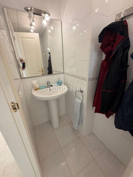 Foto ec1112fc-4e74-4b90-9013-ab0ad68f8168. Casa adossada amb aparcament piscina a Calahonda Mijas