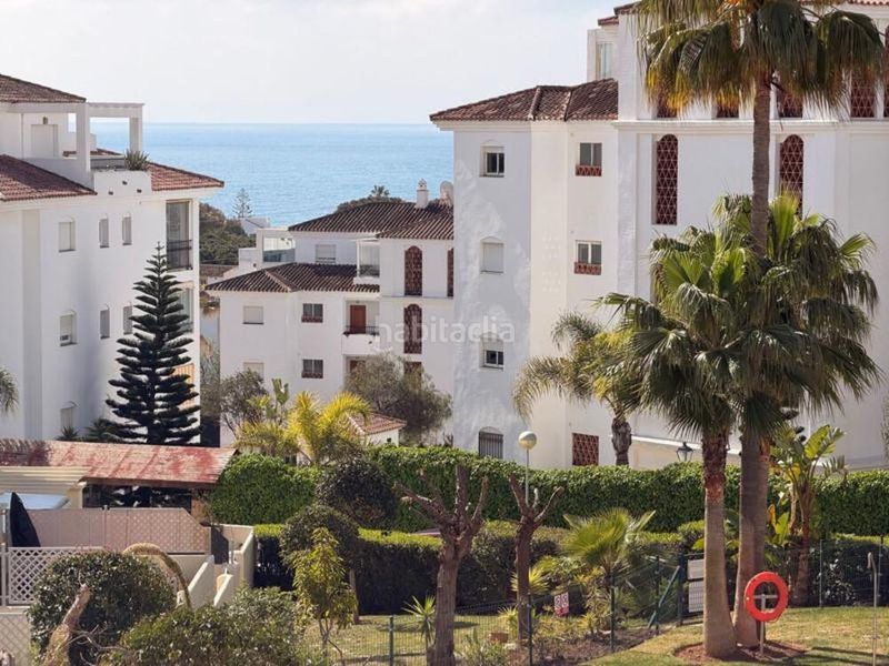 Foto fecbca9c-5888-4ff4-a5ed-4ba58a6d160e. Casa adossada amb aparcament piscina a Calahonda Mijas