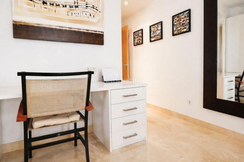 Foto 1b85514a-ada6-42c6-b5b0-4c40fe83f608. Apartament amb aparcament piscina a Bel - Air Estepona