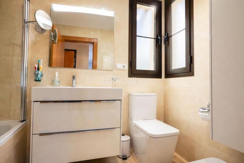 Foto 41c156b0-d6d5-427a-b911-3d5f3b16b146. Apartament amb aparcament piscina a Bel - Air Estepona