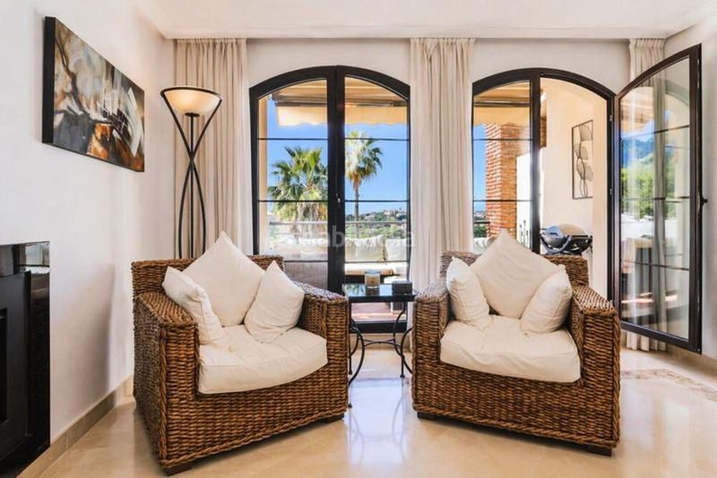 Foto 73980b7b-3f51-42b8-99e1-9c8e92eac276. Apartament amb aparcament piscina a Bel - Air Estepona