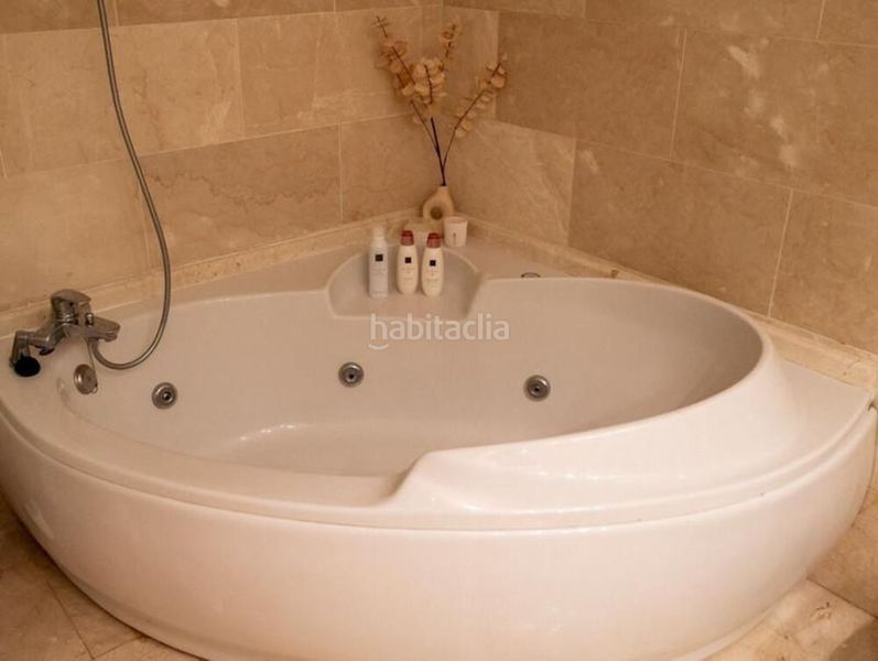 Foto 5f0a55ed-3ab0-43d1-a6b8-0f406c6ed47f. Appartement avec chauffage parking piscine dans Los Naranjos Marbella