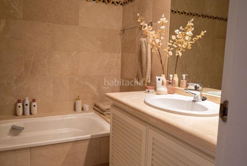Foto 8e6d2f71-d7b8-4bcb-a306-c6bd43e388ce. Appartement avec chauffage parking piscine dans Los Naranjos Marbella