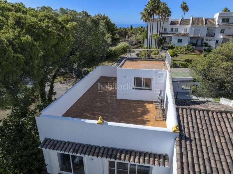 Foto 6ca9d5ba-87fa-4194-aa7b-486e4c45312b. Casa adossada amb aparcament a La Quinta Benahavís