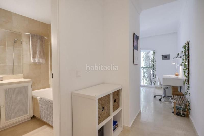 Foto c18c7d26-8b37-4215-92ac-87fb5e43ebd2. Casa adossada amb aparcament a La Quinta Benahavís