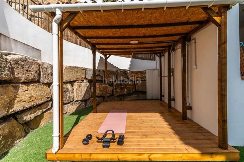 Foto f6ba6d47-8856-458f-a7bb-094669365d56. Planta baixa amb aparcament piscina a El Paraíso Benahavís