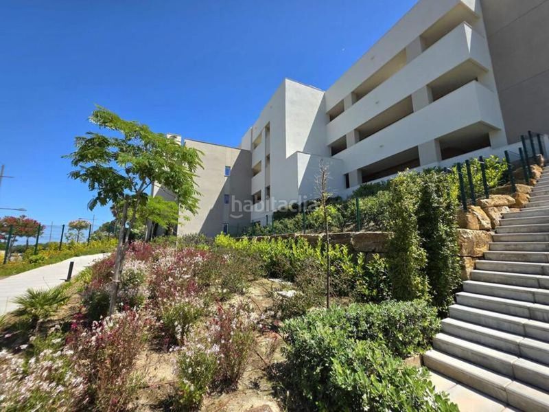 Foto 18ed4cdb-2ad3-48c3-9604-a4b1c1ac650d. Apartament amb aparcament piscina a Estepona golf Estepona