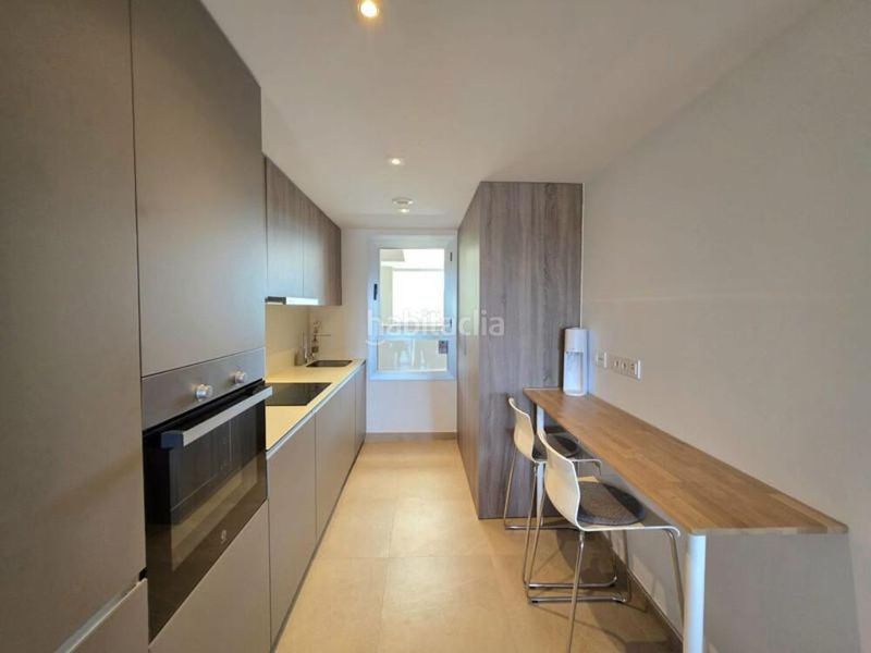 Foto 4aa811c6-f376-4c82-b38c-f3c2dff50bbe. Apartament amb aparcament piscina a Estepona golf Estepona