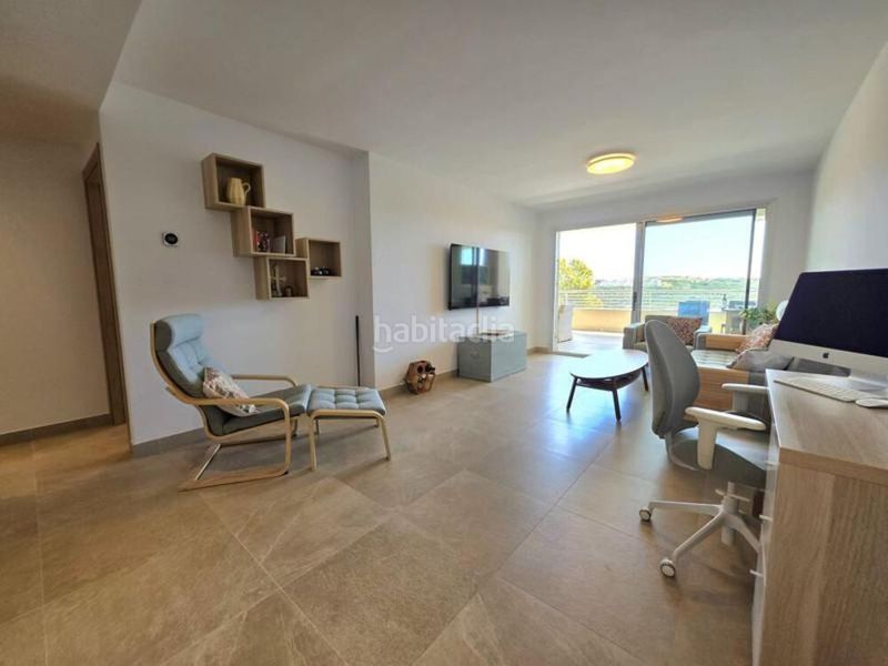 Foto 7245182b-4242-4344-a583-c0c848ec9ecf. Apartament amb aparcament piscina a Estepona golf Estepona
