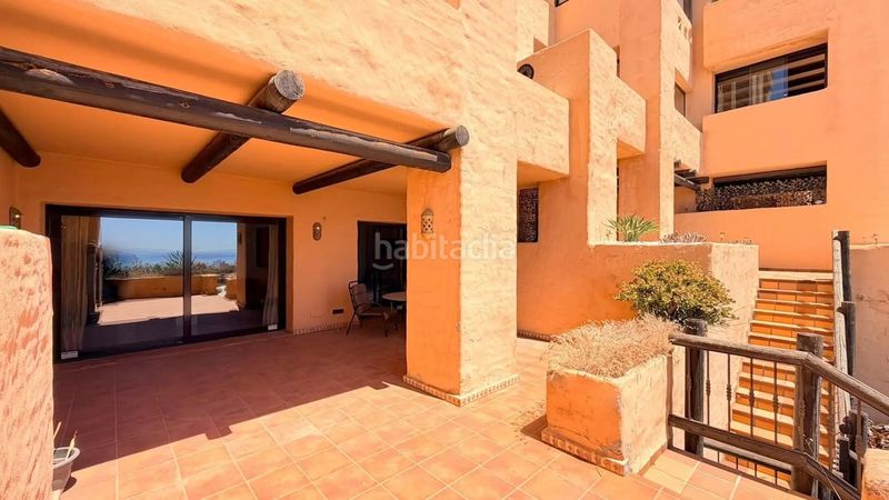 Foto cb1bea2d-8887-4603-9cb7-64f36f703c65. Apartament amb aparcament piscina a San Luis de Sabinillas Manilva
