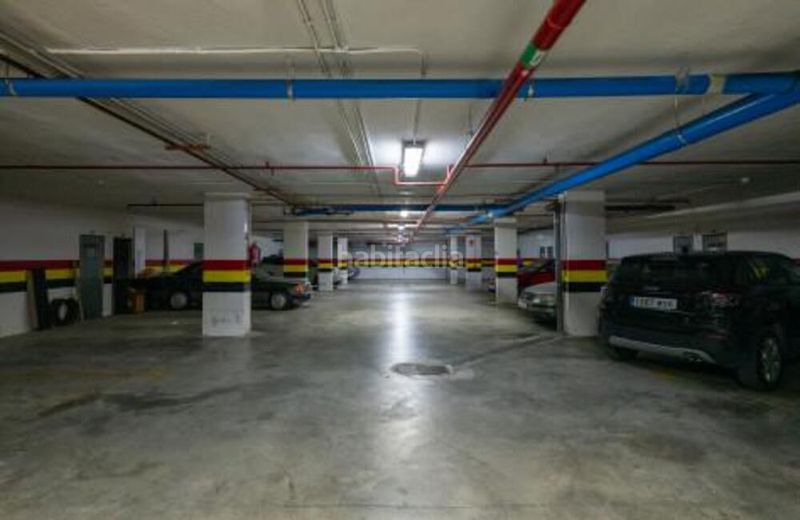 Foto b8188de5-1567-43d0-af5d-25afce46d4ad. Apartament amb aparcament piscina a Nueva Atalaya Estepona