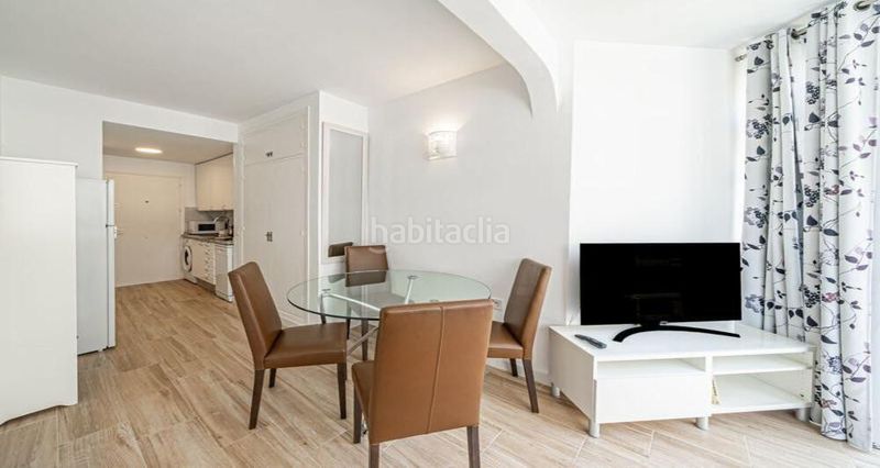 Foto b7c9faf8-d3a7-4b83-8485-204706d58f78. Lloguer apartament a Playa Bajadilla - Puertos Marbella