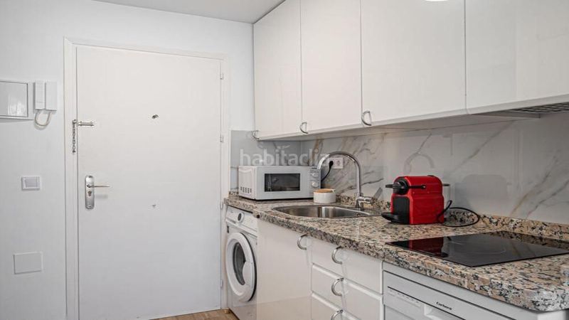 Foto de8a2f91-eea6-4cf7-86fb-a8df05fe34d9. Lloguer apartament a Playa Bajadilla - Puertos Marbella