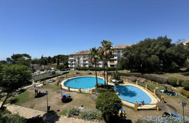 Foto 285a7888-953f-464a-b01a-cf5de9bde72d. Àtic amb aparcament piscina a Puente Romano Marbella