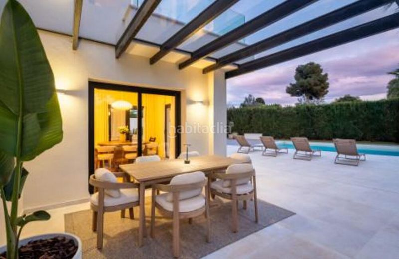 Foto 5357533c-491a-44c6-87f6-045f09d74368. Casa amb aparcament piscina a Nueva Alcántara Marbella