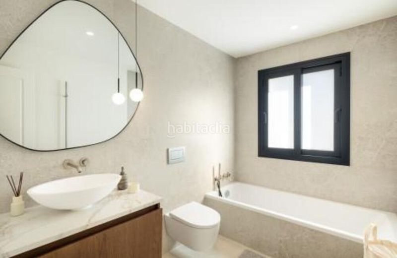 Foto 5e9f0902-4849-465f-912a-67b2cc8fba12. Casa amb aparcament piscina a Nueva Alcántara Marbella