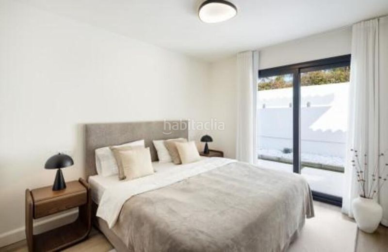 Foto f844f65f-bd17-48d5-aa1e-92f874efa50d. Casa amb aparcament piscina a Nueva Alcántara Marbella