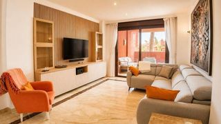 Lloguer Apartament a Guadalmansa. Disponible desde septiembre  apartamento de lujo con jardín en l