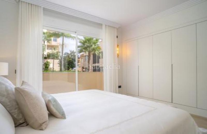 Foto 595a3492-d6d5-4353-b20e-eea6314401eb. Àtic amb aparcament piscina a Los Naranjos Marbella