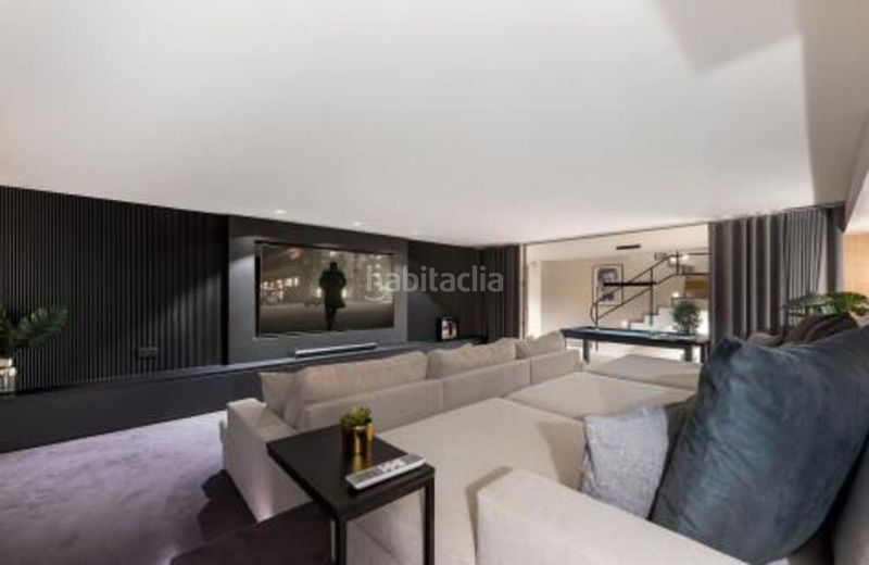 Foto 39528b1d-eb9d-4103-9aed-4f4d07b2f5ef. Casa adossada amb aparcament piscina a Nagüeles Alto Marbella