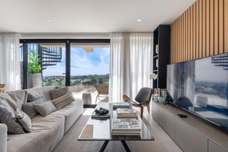 Ático en La Concha - Resina Golf. Ático contemporáneo con vistas panorámicas y excepcional vida en