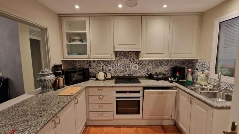 Foto 19129a79-d7c6-4737-b9a9-8ee6072b3913. Apartament amb piscina a Nueva Atalaya Estepona