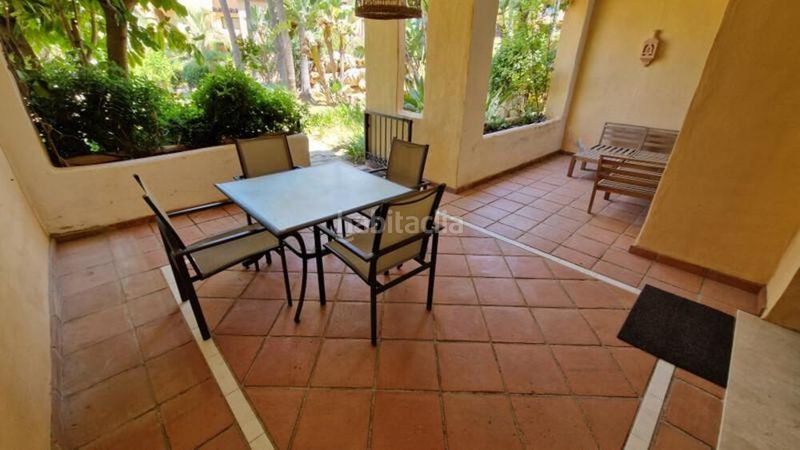 Foto c5f66881-93dc-4aed-8cc4-6fdb2e4a5fcd. Apartament amb piscina a Nueva Atalaya Estepona