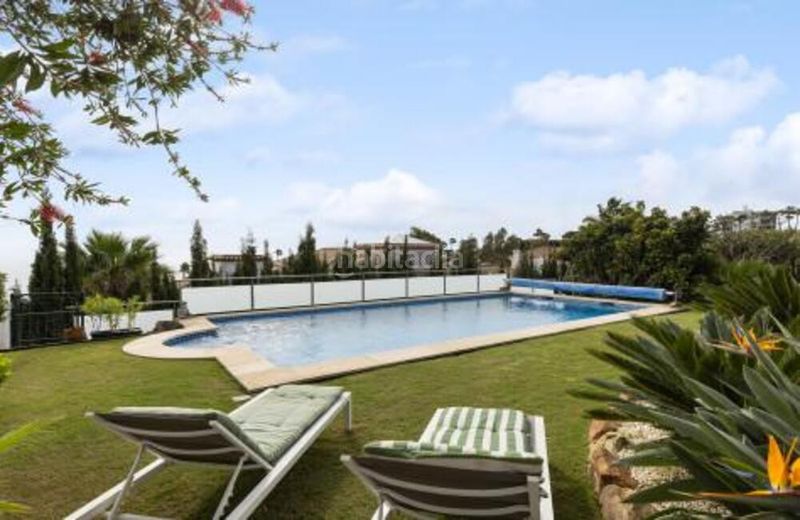 Foto 7bfe5719-b1d1-45da-b2f6-e31111825cb6. Casa amb aparcament piscina a Chullera Manilva