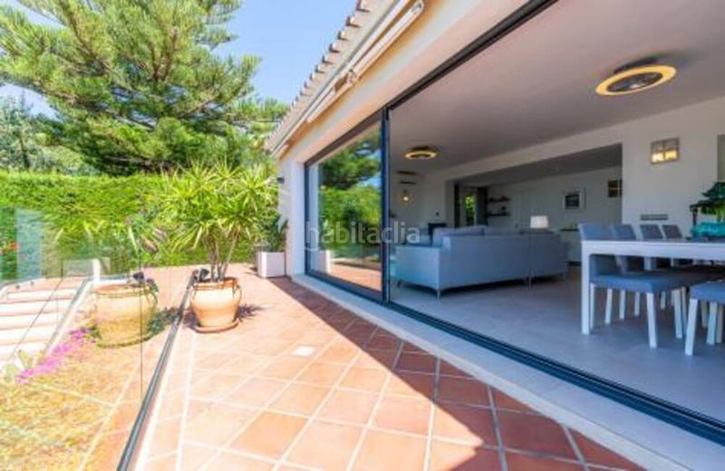 Foto a9f4c617-2628-4c8d-bbd0-663a58efc72b. Casa amb aparcament piscina a Calahonda Mijas